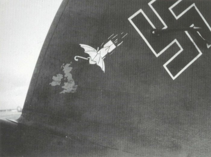 He 111 du KG 26 avec emblème personnel.jpg